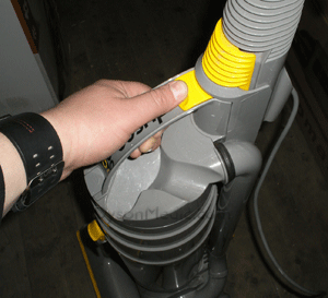 Dyson DC04 Filter Service